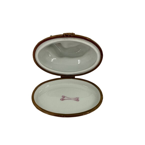 Limoges‎ Peint Main Ceramic Dog Trinket Box Bronze Hinges Decorative Details - Picture 10 of 10